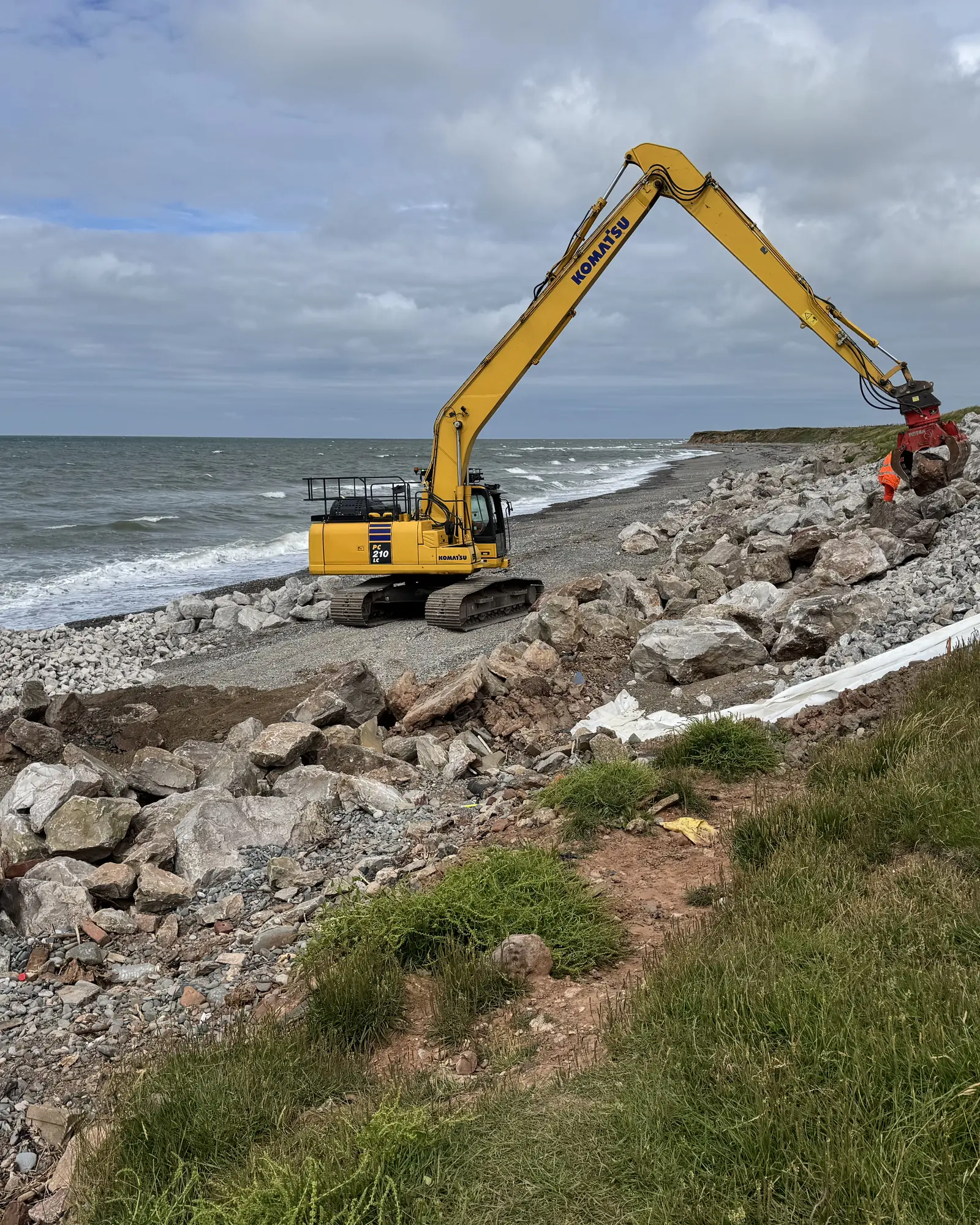 Coastal engineering works at South Walney